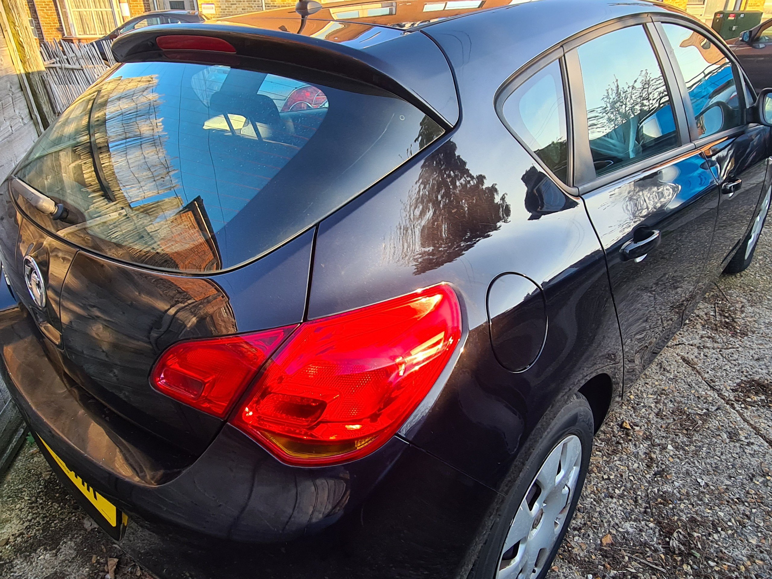 Sold 2011 Vauxhall Astra EXCLUSIV 5Door, Southampton, Hampshire KMS Cars