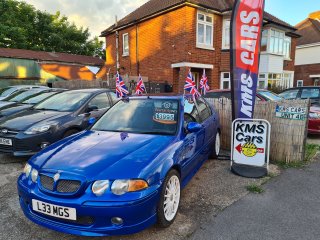 /photos/888/d8c89943-fe62-93ee-6b74-de55ed5668b5_i320x240.jpg